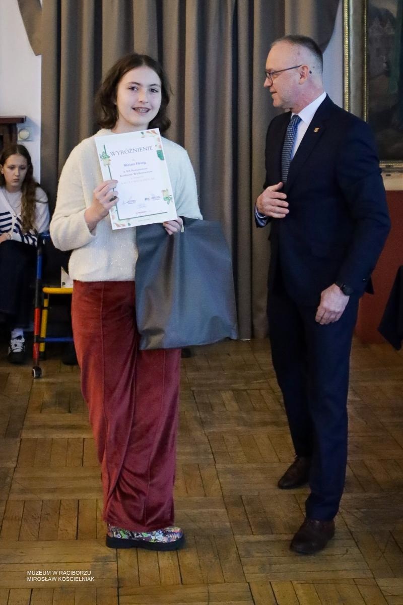 Zdjęcie w galerii na portalu naszraciborz.pl: Rozstrzygnięto XX Powiatowy Konkurs Wielkanocny w Raciborzu wiadomości z regionu