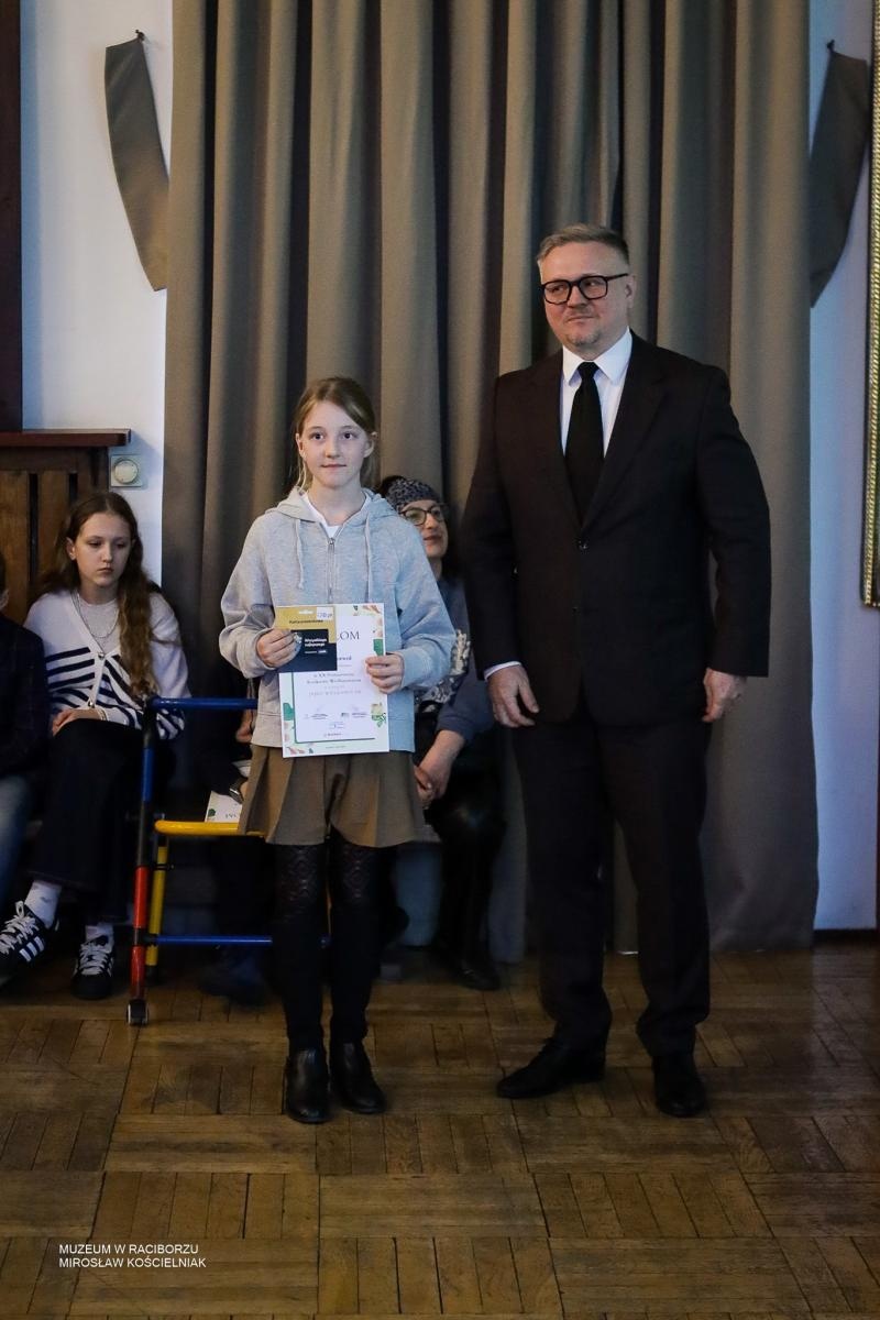 Zdjęcie w galerii na portalu naszraciborz.pl: Rozstrzygnięto XX Powiatowy Konkurs Wielkanocny w Raciborzu wiadomości z regionu