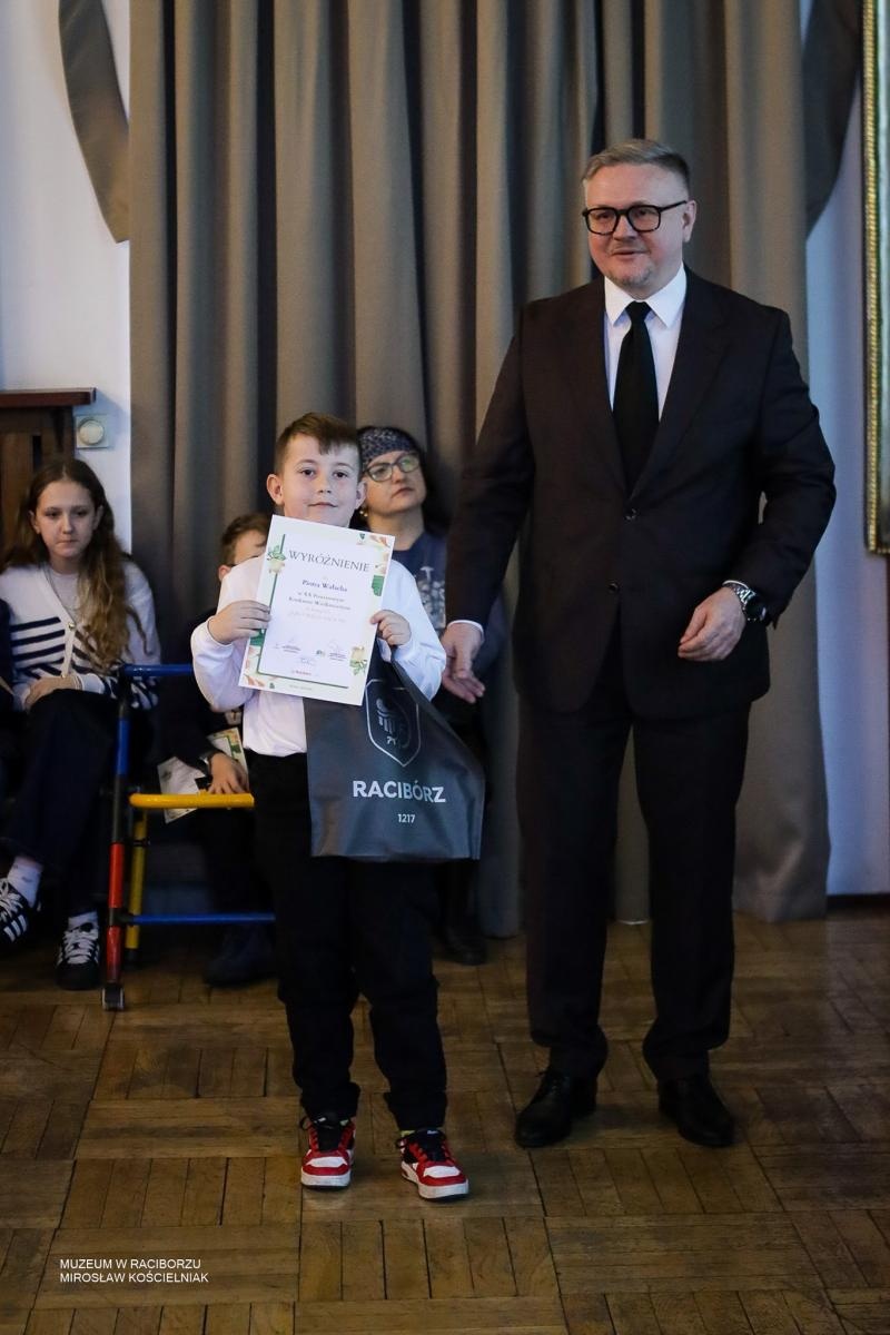 Zdjęcie w galerii na portalu naszraciborz.pl: Rozstrzygnięto XX Powiatowy Konkurs Wielkanocny w Raciborzu wiadomości z regionu