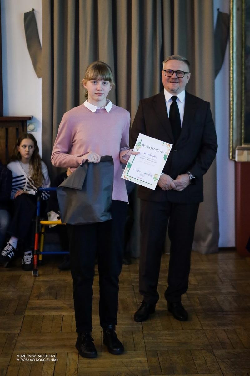 Zdjęcie w galerii na portalu naszraciborz.pl: Rozstrzygnięto XX Powiatowy Konkurs Wielkanocny w Raciborzu wiadomości z regionu