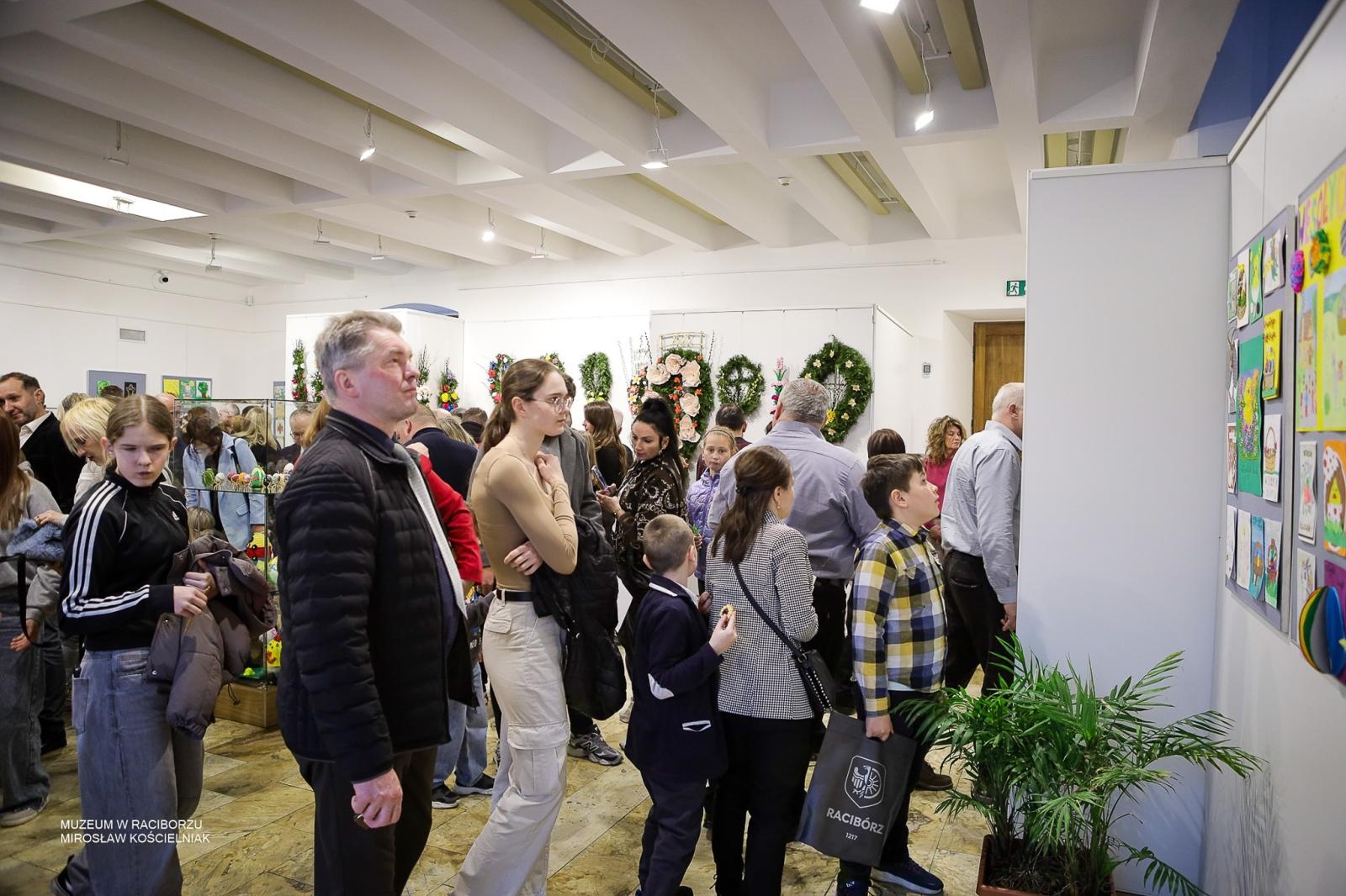 Zdjęcie w galerii na portalu naszraciborz.pl: Rozstrzygnięto XX Powiatowy Konkurs Wielkanocny w Raciborzu wiadomości z regionu