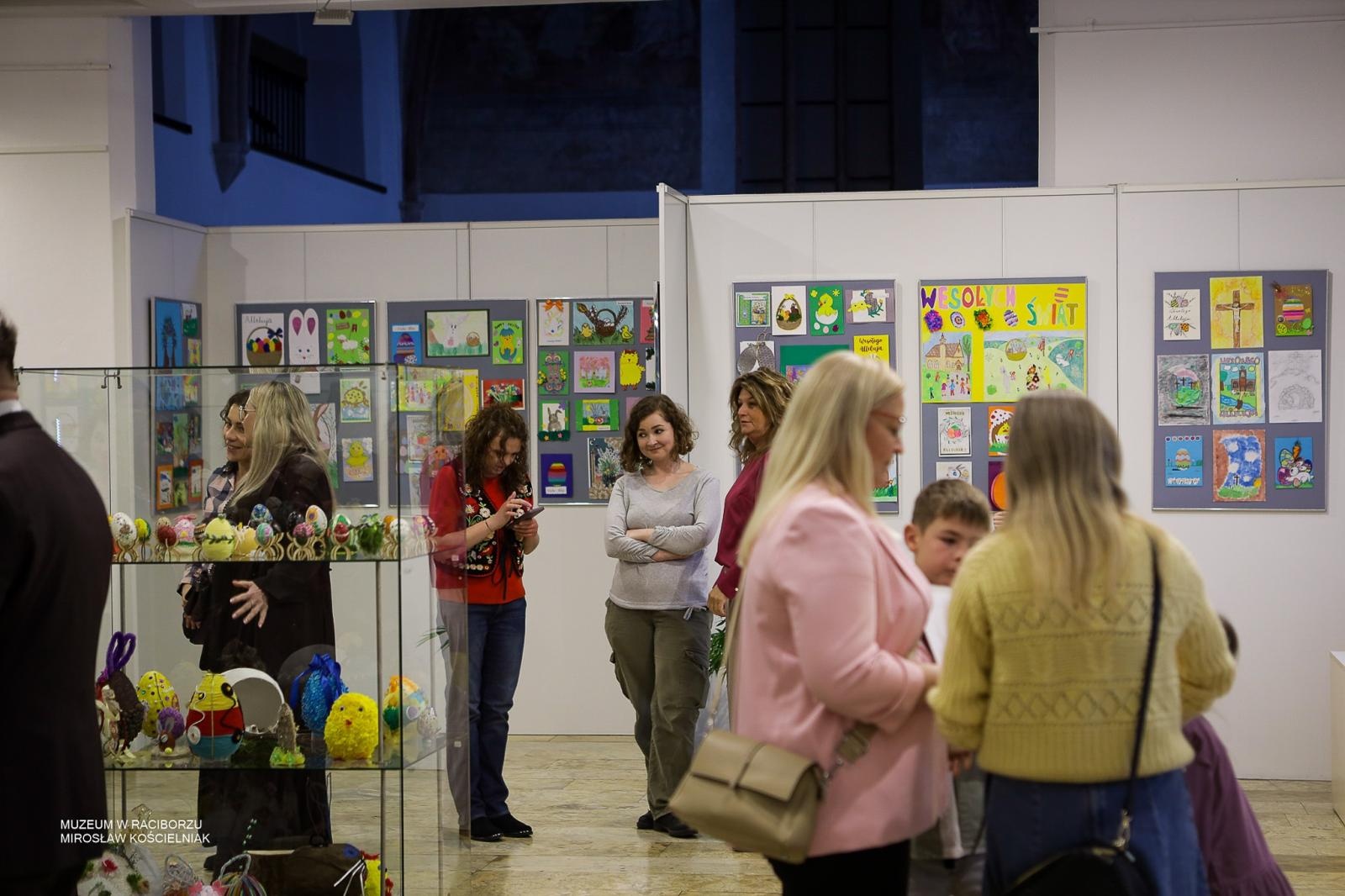 Zdjęcie w galerii na portalu naszraciborz.pl: Rozstrzygnięto XX Powiatowy Konkurs Wielkanocny w Raciborzu wiadomości z regionu