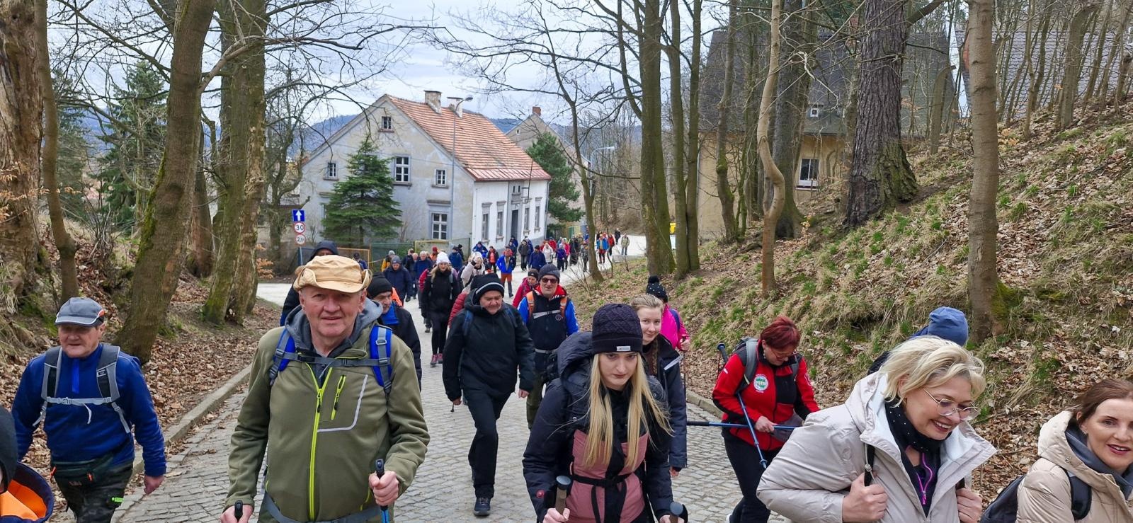 Zdjęcie w galerii na portalu naszraciborz.pl: Dwa szczyty Korony Gór Polski zdobyte przez turystów z Raciborza wiadomości z regionu