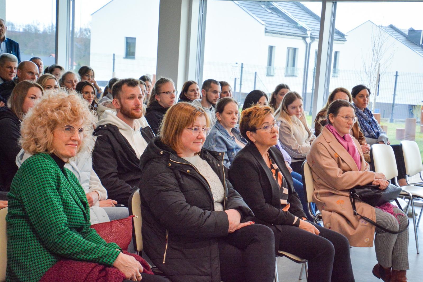 Zdjęcie w galerii na portalu naszraciborz.pl: Przedszkole Eko-Okien w Kornicach przeszło na własność gminy wiadomości z regionu