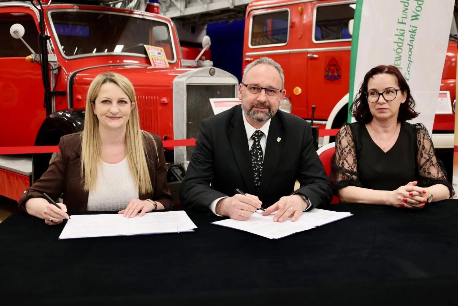 Zdjęcie w galerii na portalu naszraciborz.pl: Gmina Nędza otrzymuje dofinansowanie na inwestycję ekologiczną w Szymocicach wiadomości z regionu