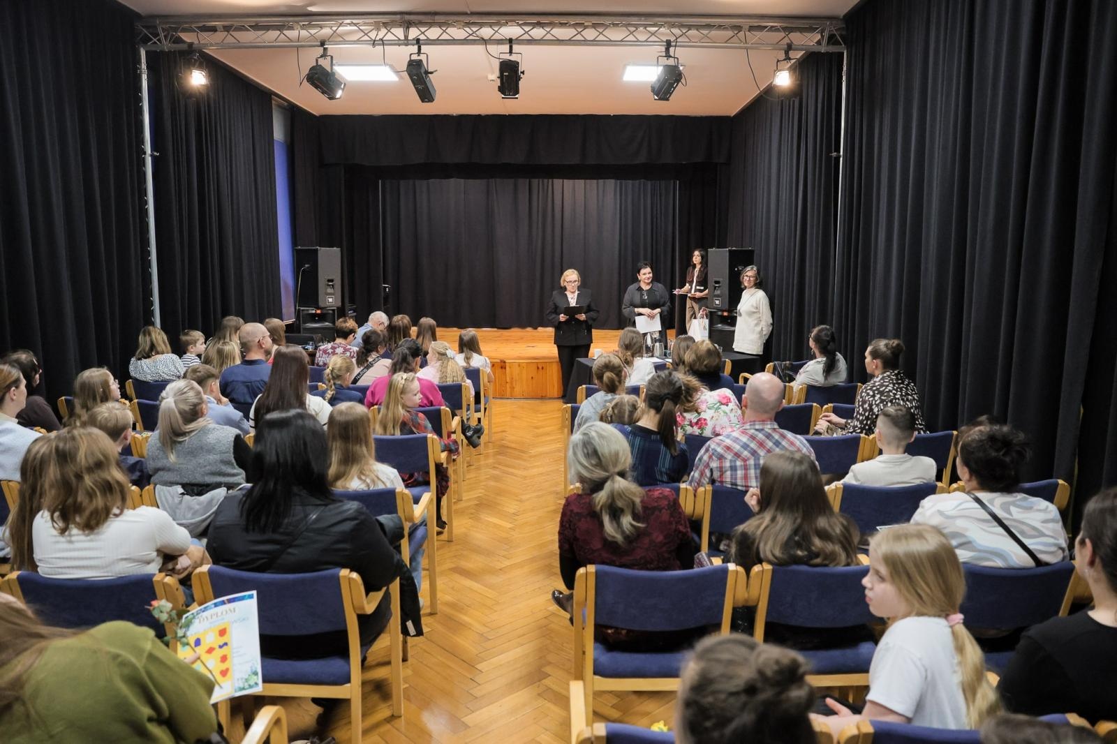 Zdjęcie w galerii na portalu naszraciborz.pl: Powiatowe eliminacje Konkursu Recytatorskiego MAŁY OKR 2026 w Raciborzu wiadomości z regionu