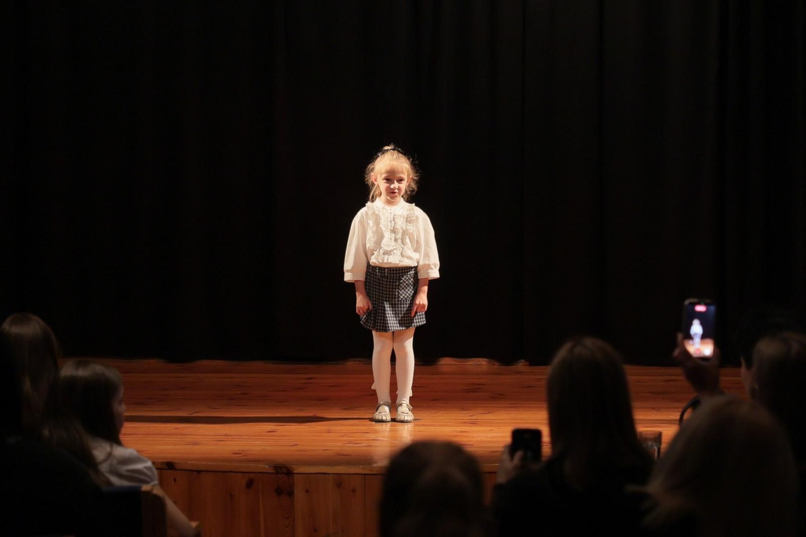 Zdjęcie w galerii na portalu naszraciborz.pl: Powiatowe eliminacje Konkursu Recytatorskiego MAŁY OKR 2026 w Raciborzu wiadomości z regionu