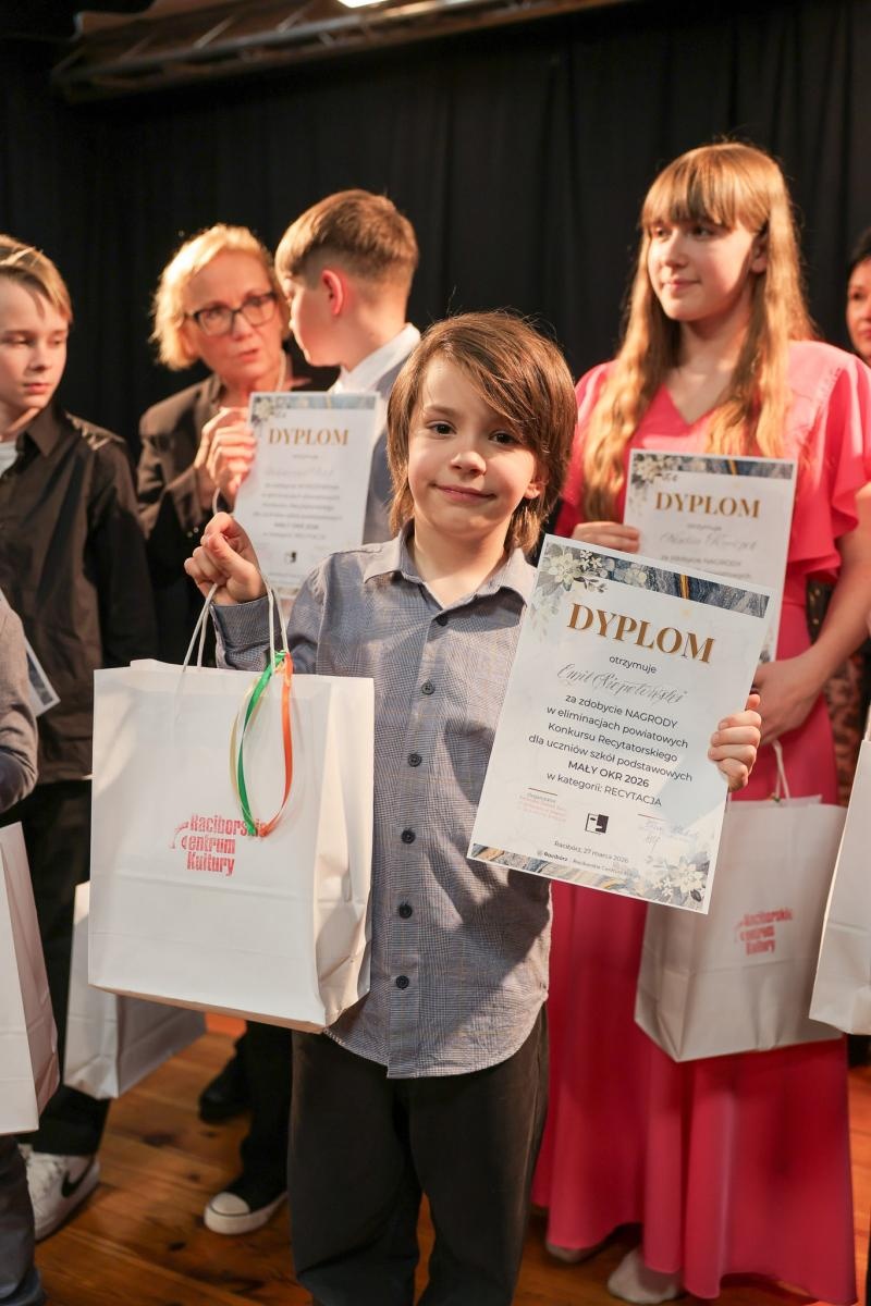 Zdjęcie w galerii na portalu naszraciborz.pl: Powiatowe eliminacje Konkursu Recytatorskiego MAŁY OKR 2026 w Raciborzu wiadomości z regionu