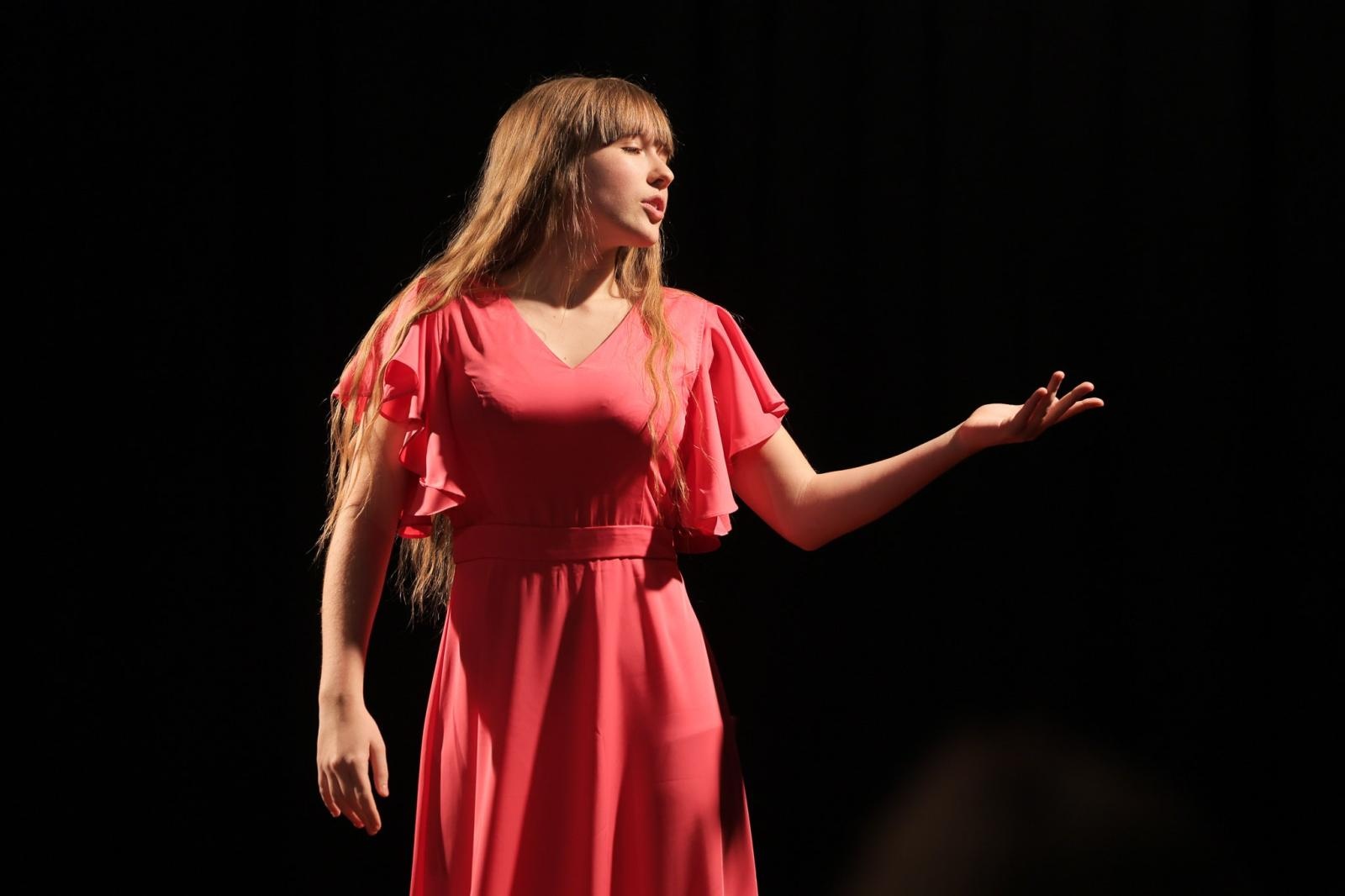 Zdjęcie w galerii na portalu naszraciborz.pl: Powiatowe eliminacje Konkursu Recytatorskiego MAŁY OKR 2026 w Raciborzu wiadomości z regionu