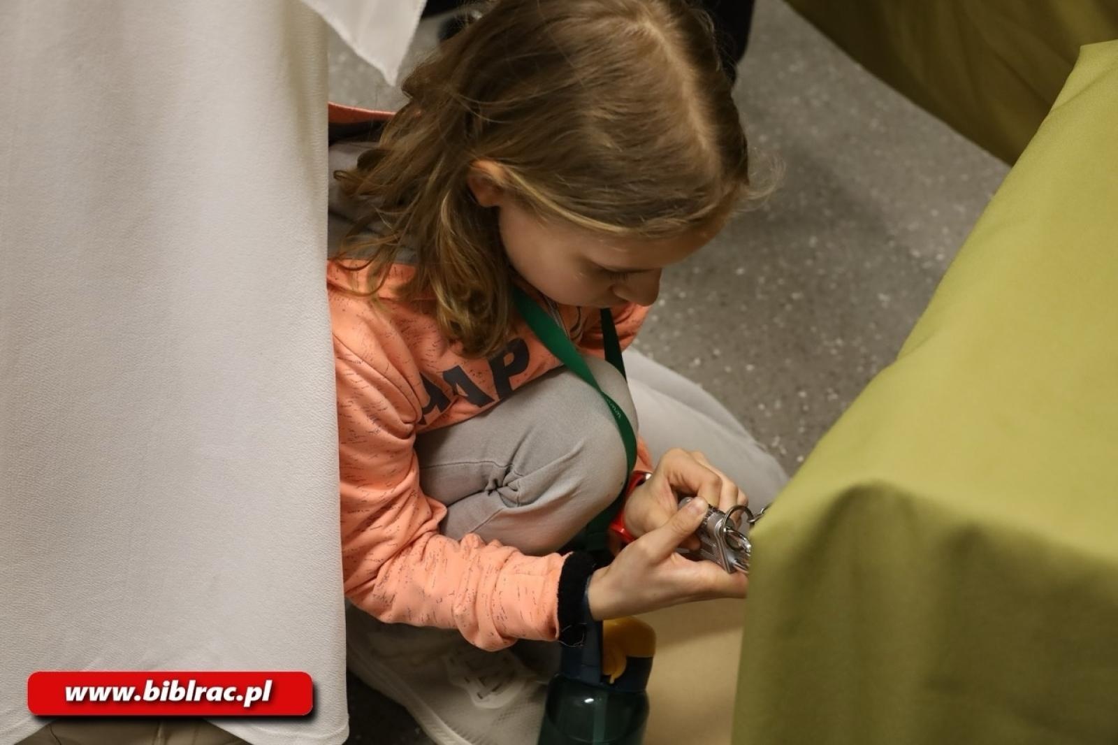 Zdjęcie w galerii na portalu naszraciborz.pl: Biblioteka pełna magii - Noc z Andersenem 2026 w krainie Narnii wiadomości z regionu