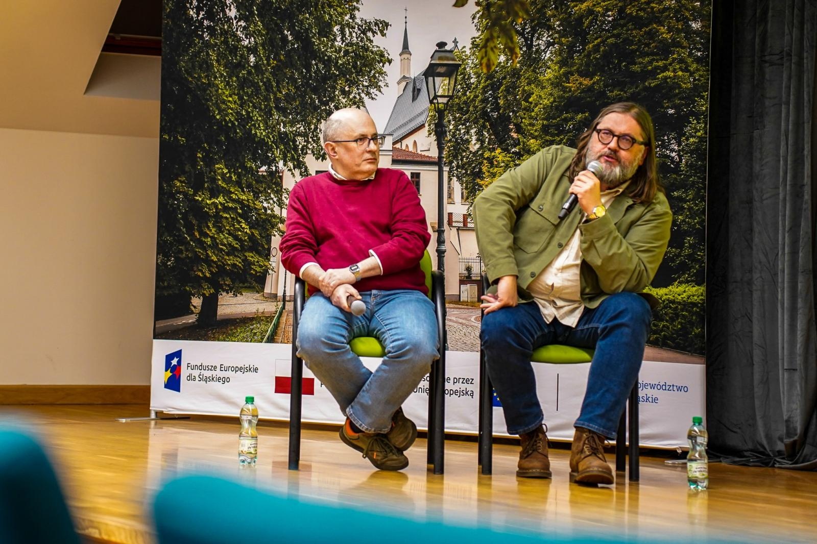 Zdjęcie w galerii na portalu naszraciborz.pl: Czerwony świt nad Odrą. Racibórz 1945 – spotkanie na Zamku Piastowskim wiadomości z regionu