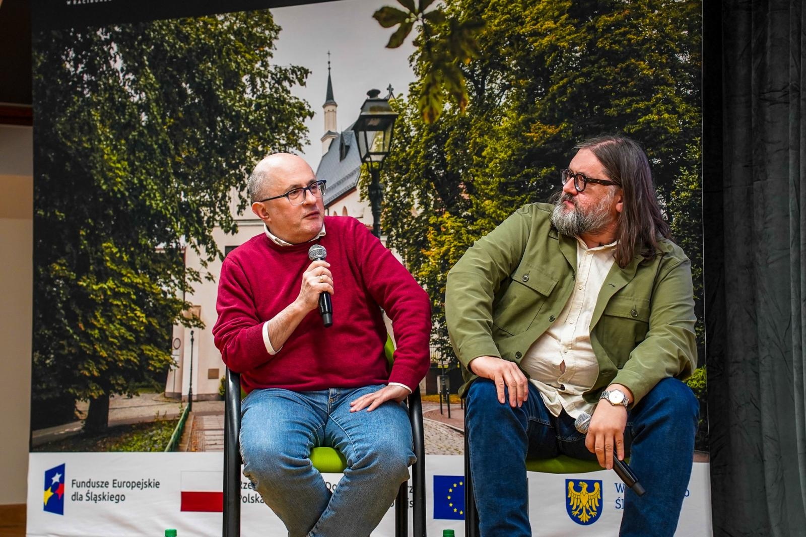 Zdjęcie w galerii na portalu naszraciborz.pl: Czerwony świt nad Odrą. Racibórz 1945 – spotkanie na Zamku Piastowskim wiadomości z regionu