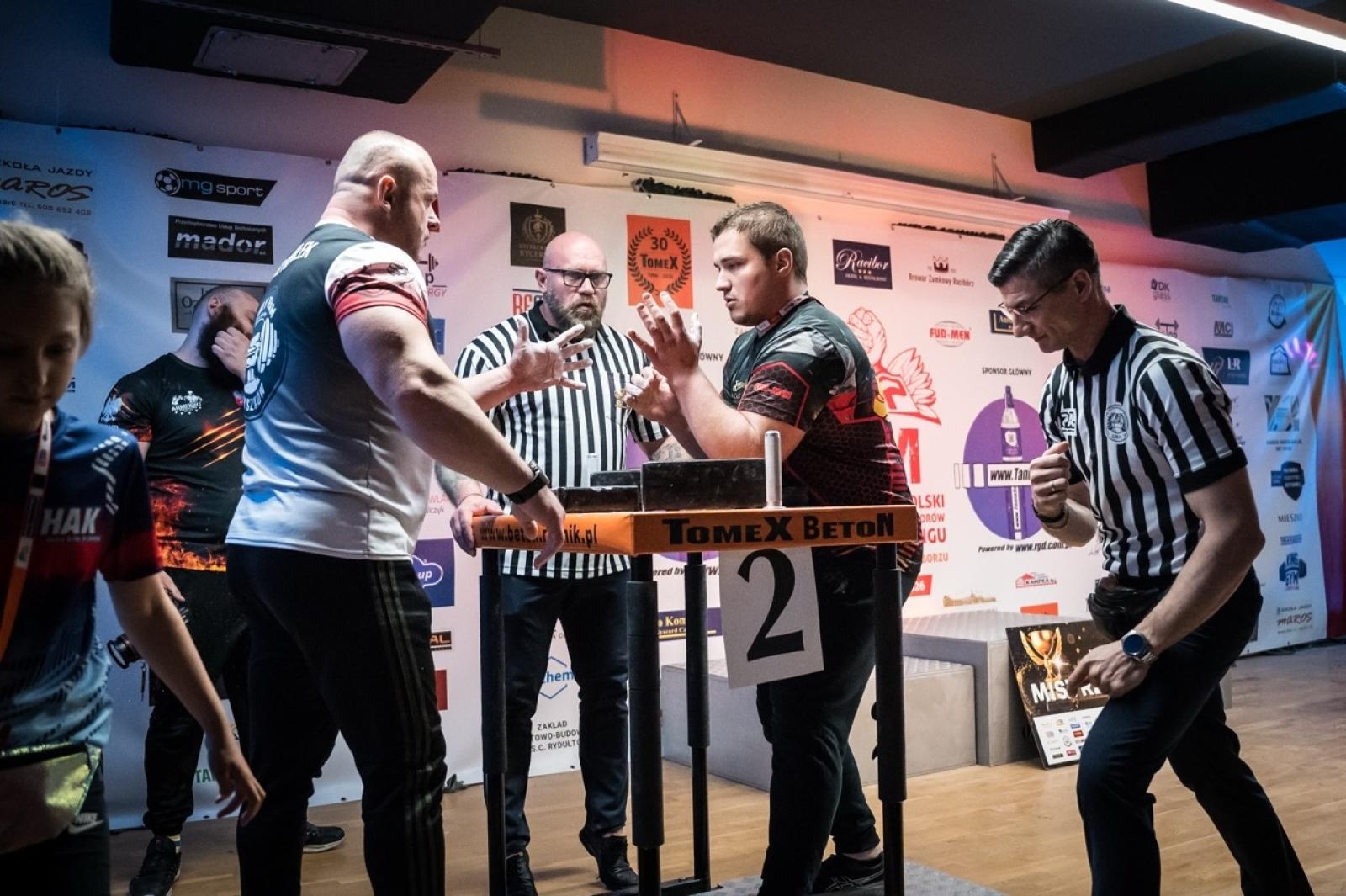 Zdjęcie w galerii na portalu naszraciborz.pl: Zamek Piastowski gościł XXVI Mistrzostwa Polski w Armwrestlingu [FOTO i WIDEO] wiadomości z regionu