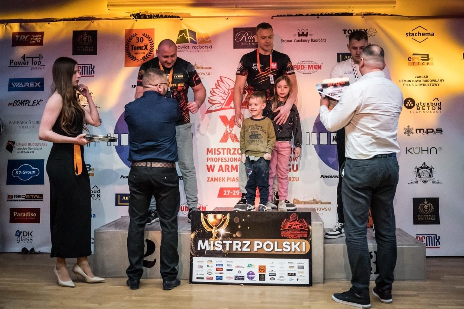 Zdjęcie w galerii na portalu naszraciborz.pl: Zamek Piastowski gościł XXVI Mistrzostwa Polski w Armwrestlingu [FOTO i WIDEO] wiadomości z regionu