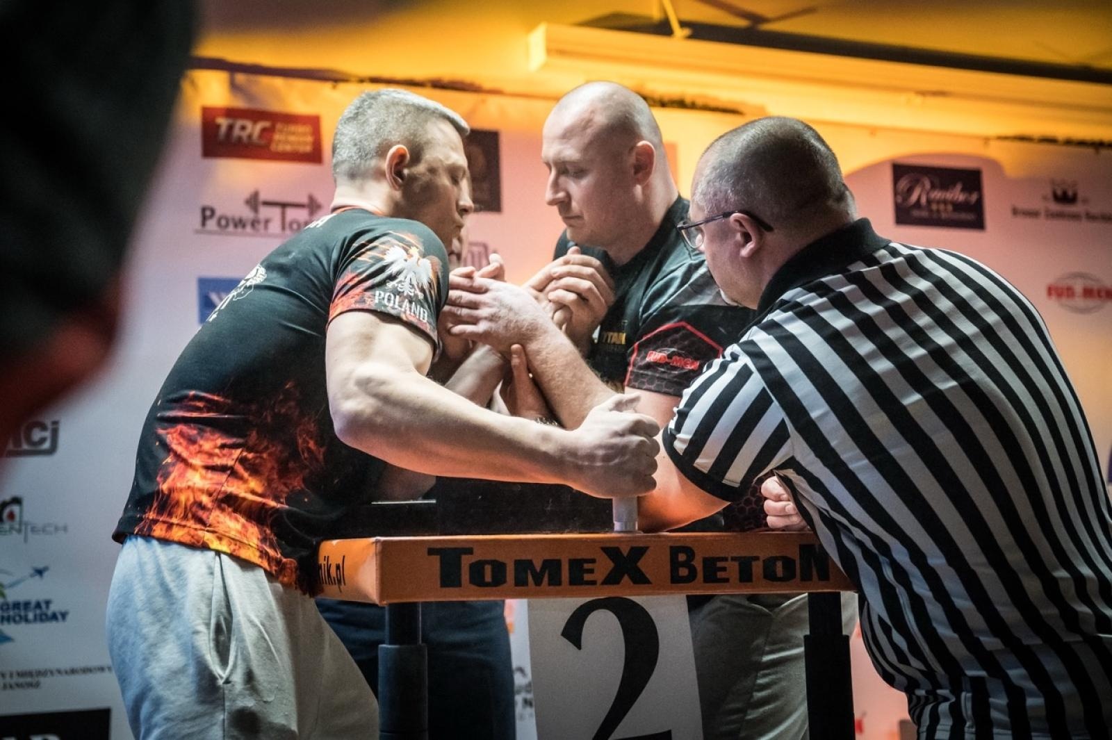 Zdjęcie w galerii na portalu naszraciborz.pl: Zamek Piastowski gościł XXVI Mistrzostwa Polski w Armwrestlingu [FOTO i WIDEO] wiadomości z regionu