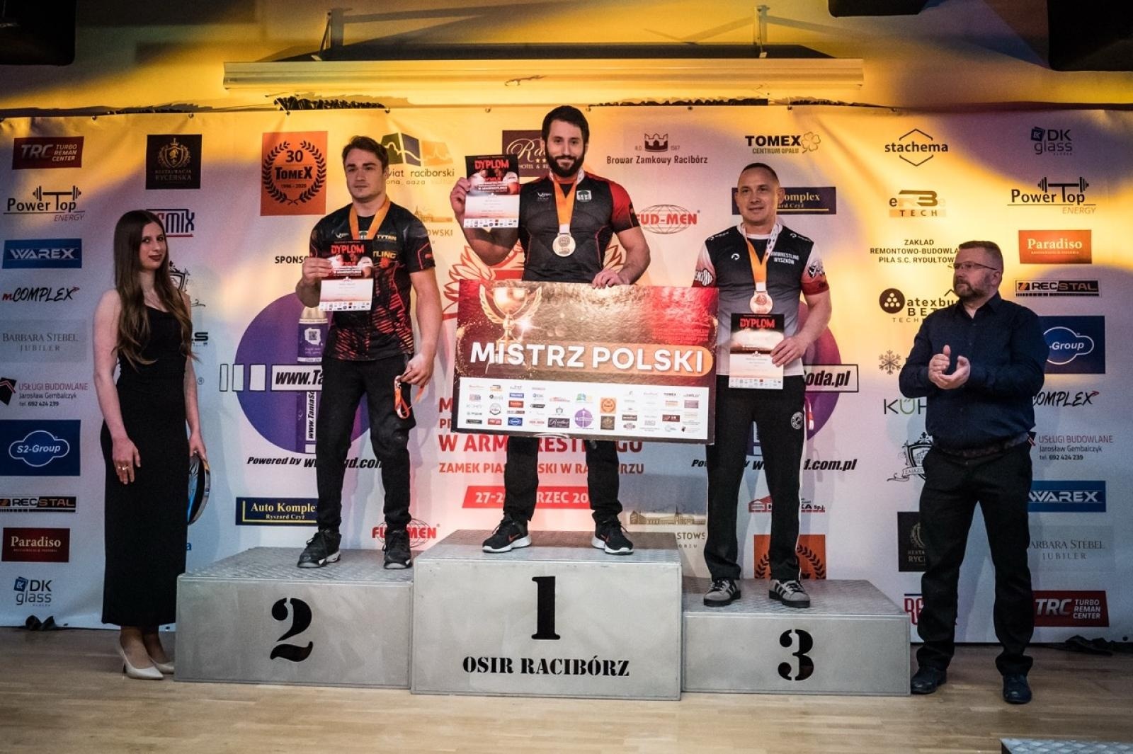 Zdjęcie w galerii na portalu naszraciborz.pl: Zamek Piastowski gościł XXVI Mistrzostwa Polski w Armwrestlingu [FOTO i WIDEO] wiadomości z regionu