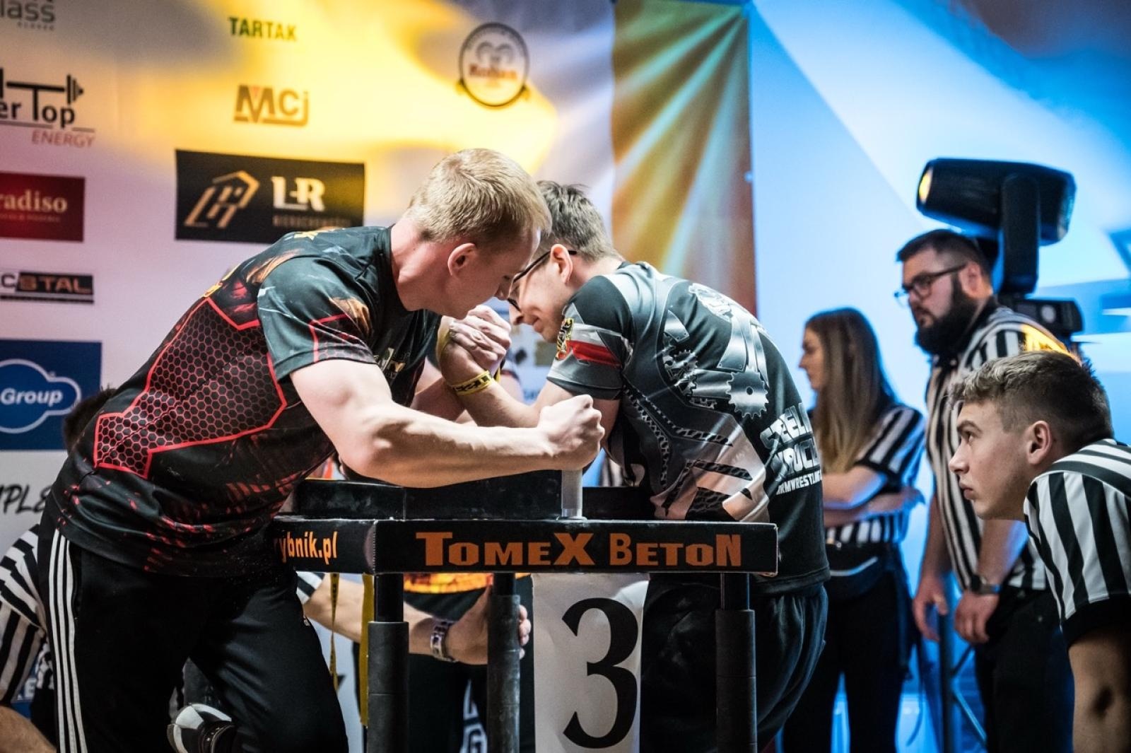 Zdjęcie w galerii na portalu naszraciborz.pl: Zamek Piastowski gościł XXVI Mistrzostwa Polski w Armwrestlingu [FOTO i WIDEO] wiadomości z regionu