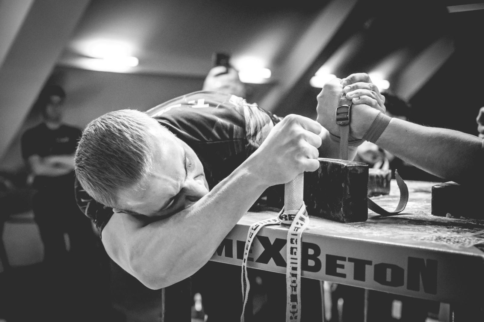 Zdjęcie w galerii na portalu naszraciborz.pl: Zamek Piastowski gościł XXVI Mistrzostwa Polski w Armwrestlingu [FOTO i WIDEO] wiadomości z regionu