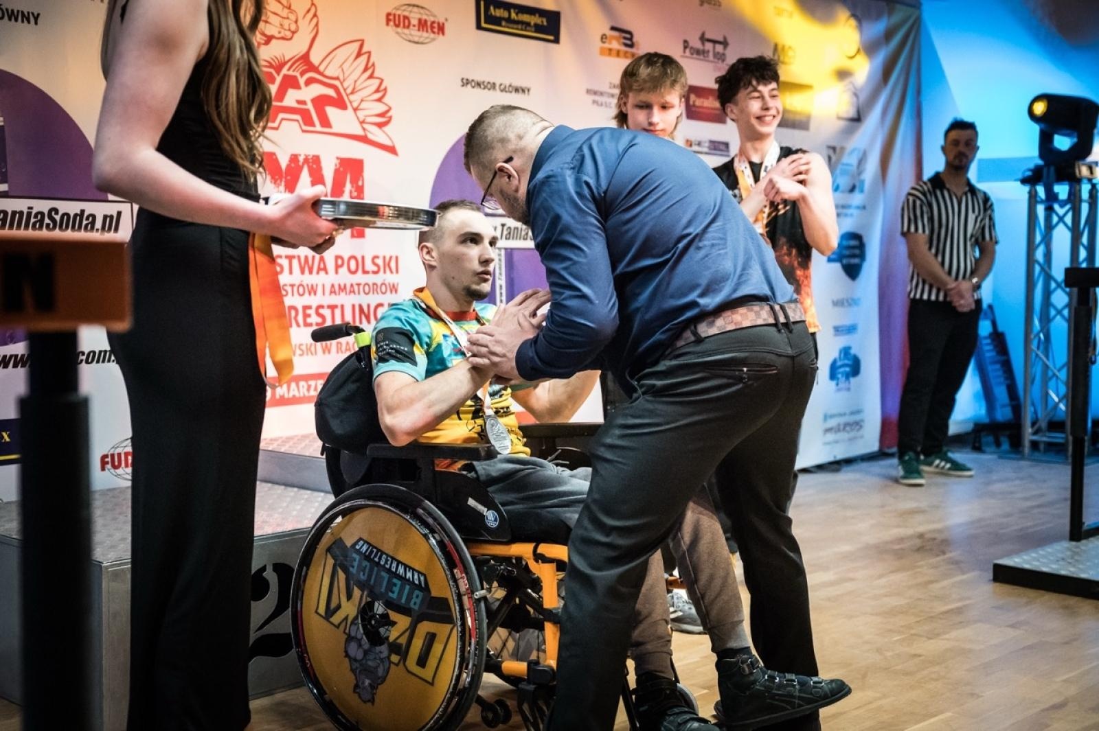 Zdjęcie w galerii na portalu naszraciborz.pl: Zamek Piastowski gościł XXVI Mistrzostwa Polski w Armwrestlingu [FOTO i WIDEO] wiadomości z regionu