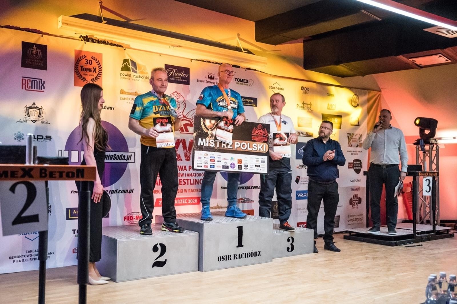 Zdjęcie w galerii na portalu naszraciborz.pl: Zamek Piastowski gościł XXVI Mistrzostwa Polski w Armwrestlingu [FOTO i WIDEO] wiadomości z regionu