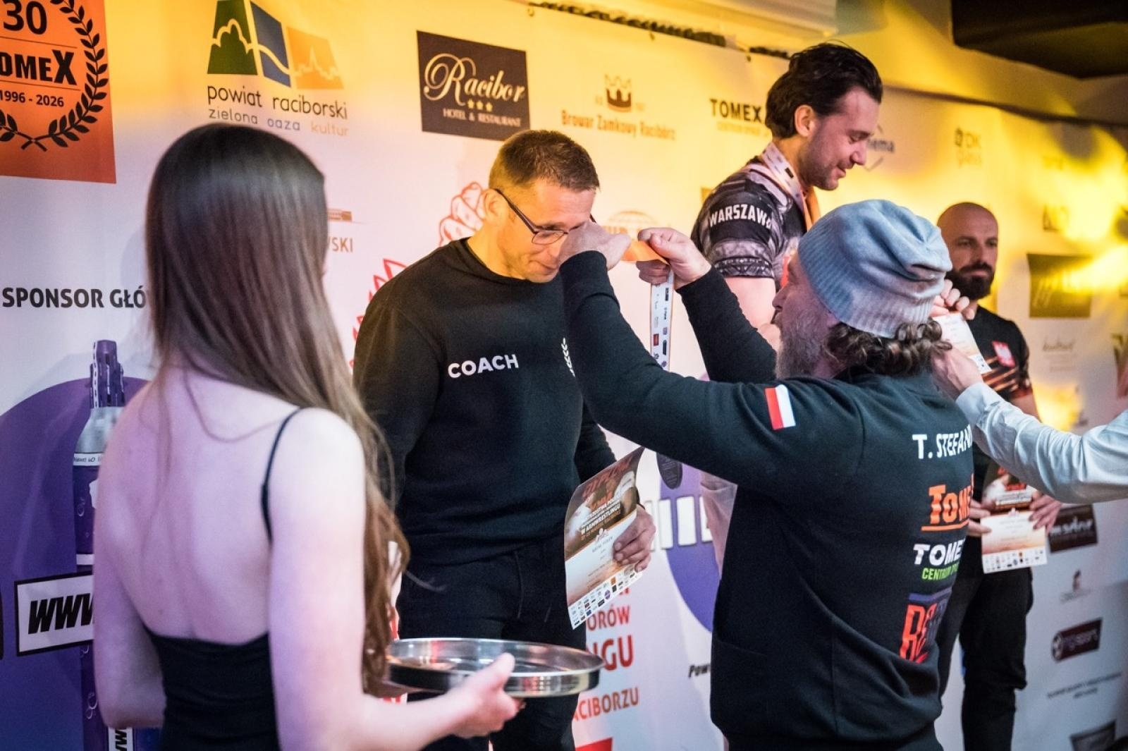 Zdjęcie w galerii na portalu naszraciborz.pl: Zamek Piastowski gościł XXVI Mistrzostwa Polski w Armwrestlingu [FOTO i WIDEO] wiadomości z regionu