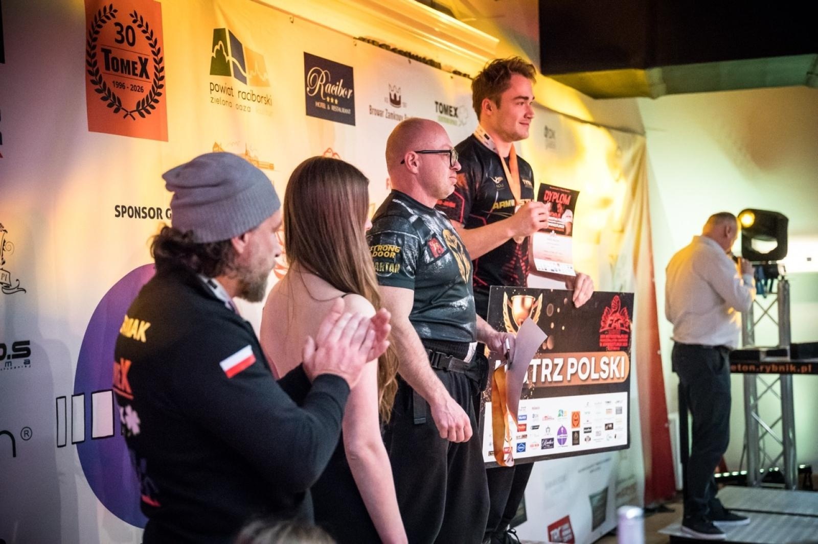 Zdjęcie w galerii na portalu naszraciborz.pl: Zamek Piastowski gościł XXVI Mistrzostwa Polski w Armwrestlingu [FOTO i WIDEO] wiadomości z regionu