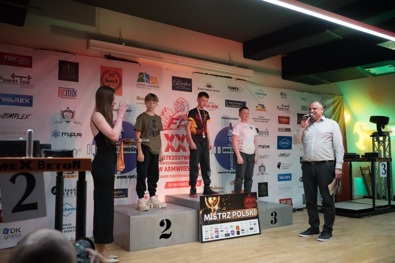 Zdjęcie w galerii na portalu naszraciborz.pl: Zamek Piastowski gościł XXVI Mistrzostwa Polski w Armwrestlingu [FOTO i WIDEO] wiadomości z regionu