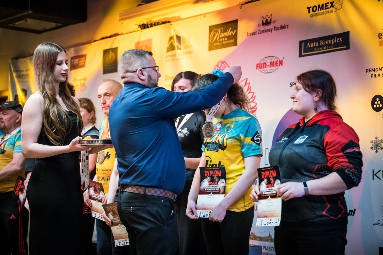 Zdjęcie w galerii na portalu naszraciborz.pl: Zamek Piastowski gościł XXVI Mistrzostwa Polski w Armwrestlingu [FOTO i WIDEO] wiadomości z regionu