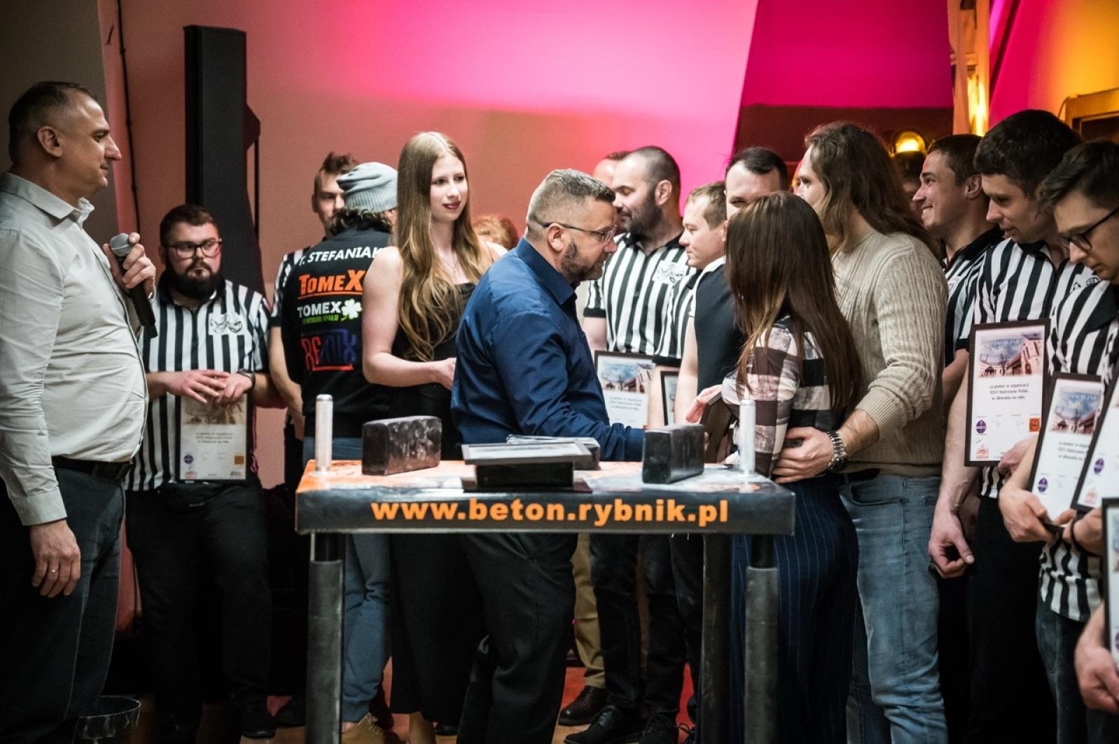 Zdjęcie w galerii na portalu naszraciborz.pl: Zamek Piastowski gościł XXVI Mistrzostwa Polski w Armwrestlingu [FOTO i WIDEO] wiadomości z regionu