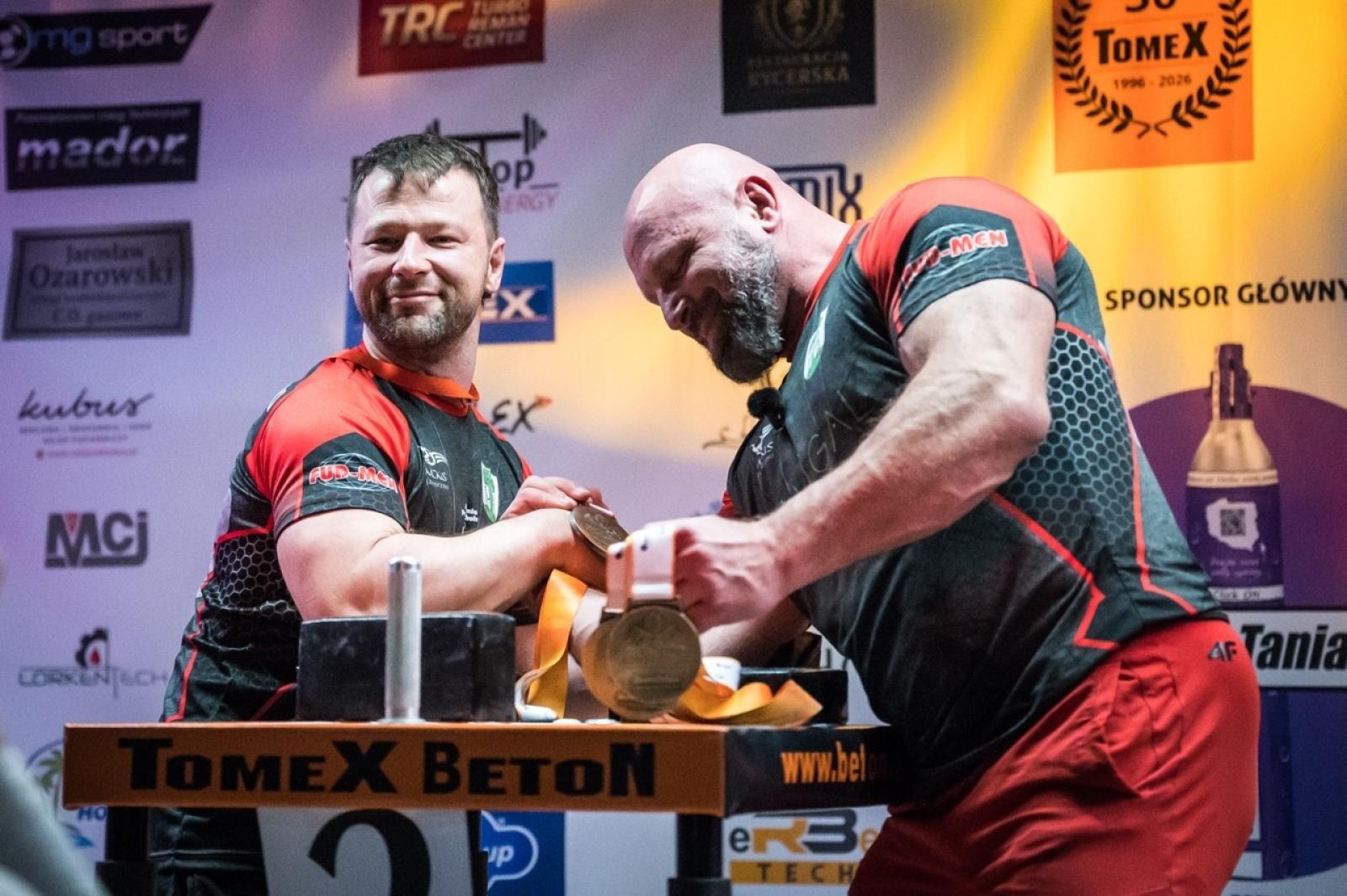 Zdjęcie w galerii na portalu naszraciborz.pl: Zamek Piastowski gościł XXVI Mistrzostwa Polski w Armwrestlingu [FOTO i WIDEO] wiadomości z regionu