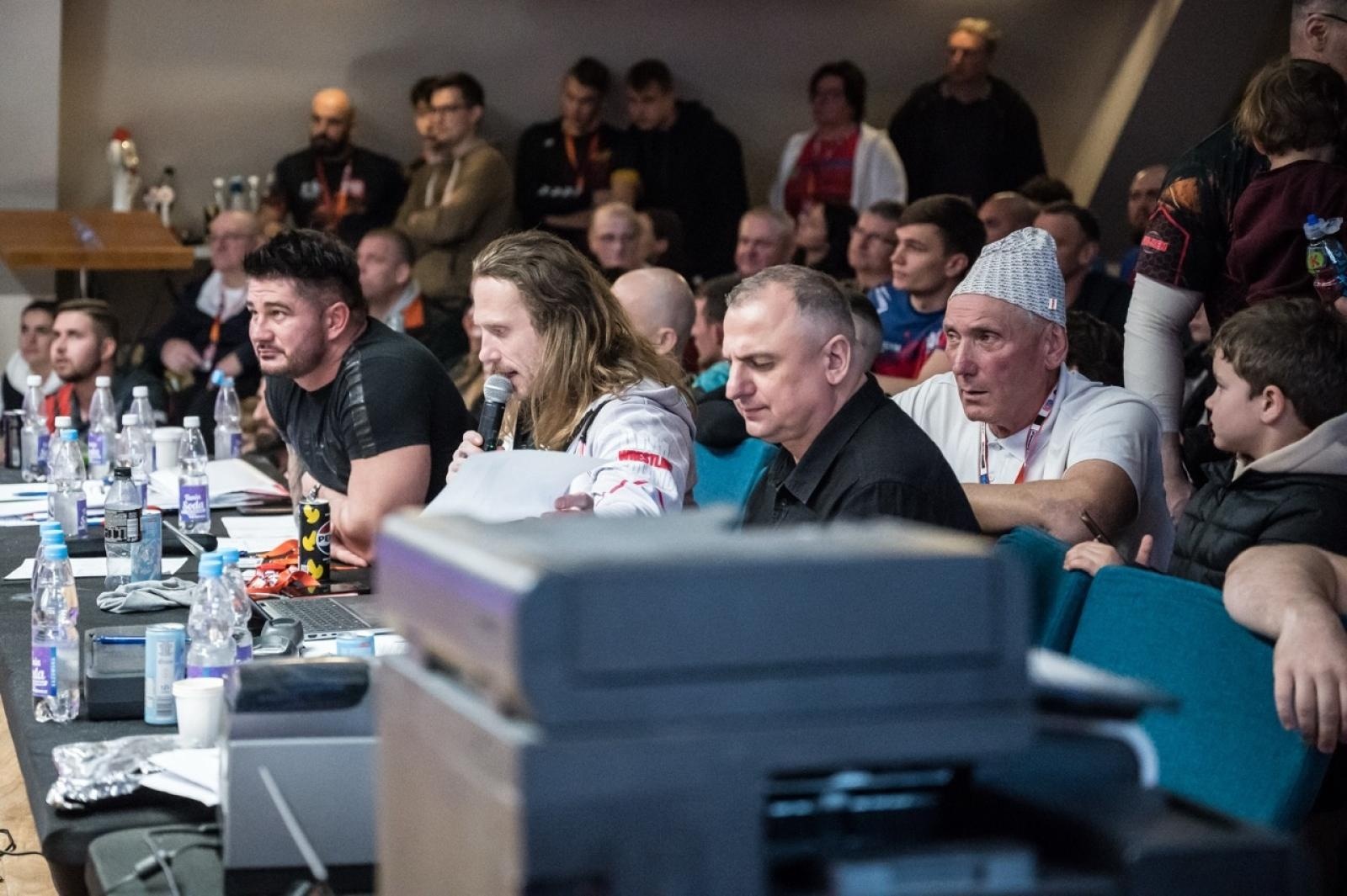 Zdjęcie w galerii na portalu naszraciborz.pl: Zamek Piastowski gościł XXVI Mistrzostwa Polski w Armwrestlingu [FOTO i WIDEO] wiadomości z regionu