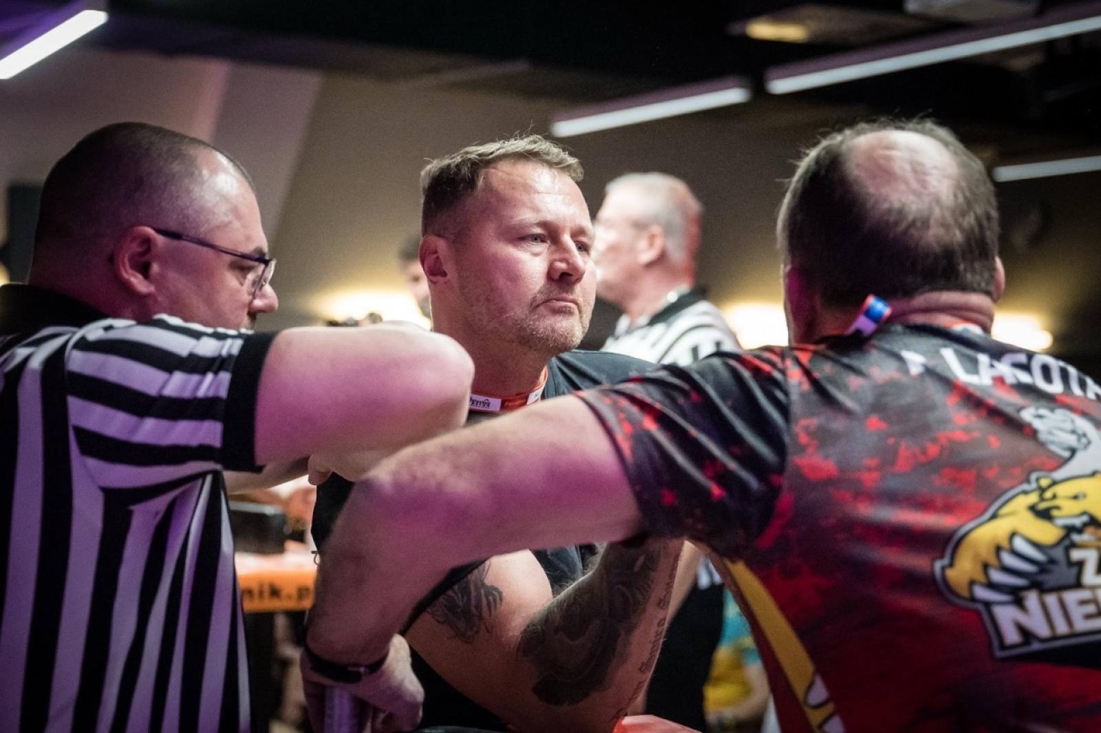 Zdjęcie w galerii na portalu naszraciborz.pl: Zamek Piastowski gościł XXVI Mistrzostwa Polski w Armwrestlingu [FOTO i WIDEO] wiadomości z regionu