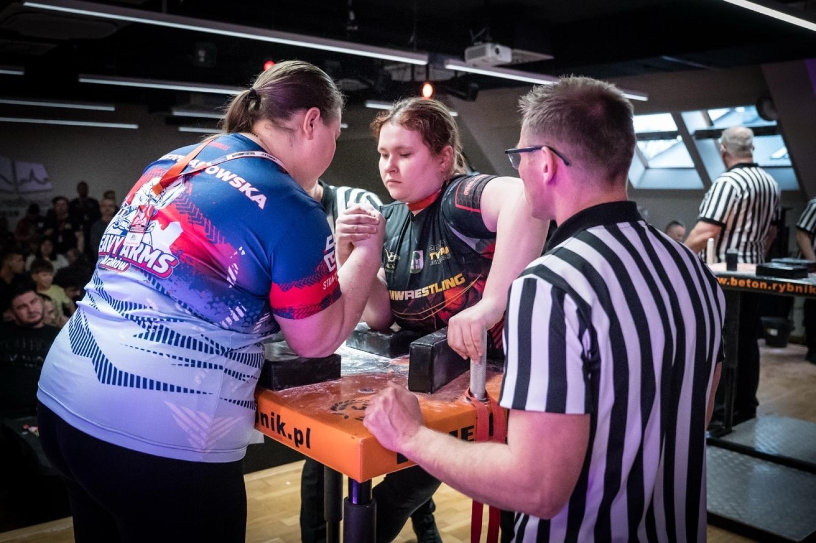 Zdjęcie w galerii na portalu naszraciborz.pl: Zamek Piastowski gościł XXVI Mistrzostwa Polski w Armwrestlingu [FOTO i WIDEO] wiadomości z regionu