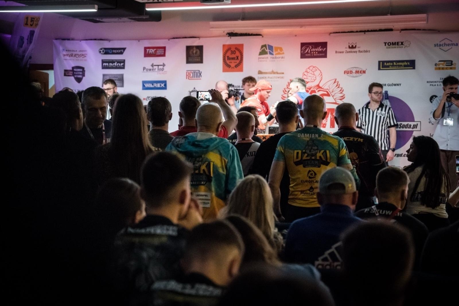 Zdjęcie w galerii na portalu naszraciborz.pl: Zamek Piastowski gościł XXVI Mistrzostwa Polski w Armwrestlingu [FOTO i WIDEO] wiadomości z regionu