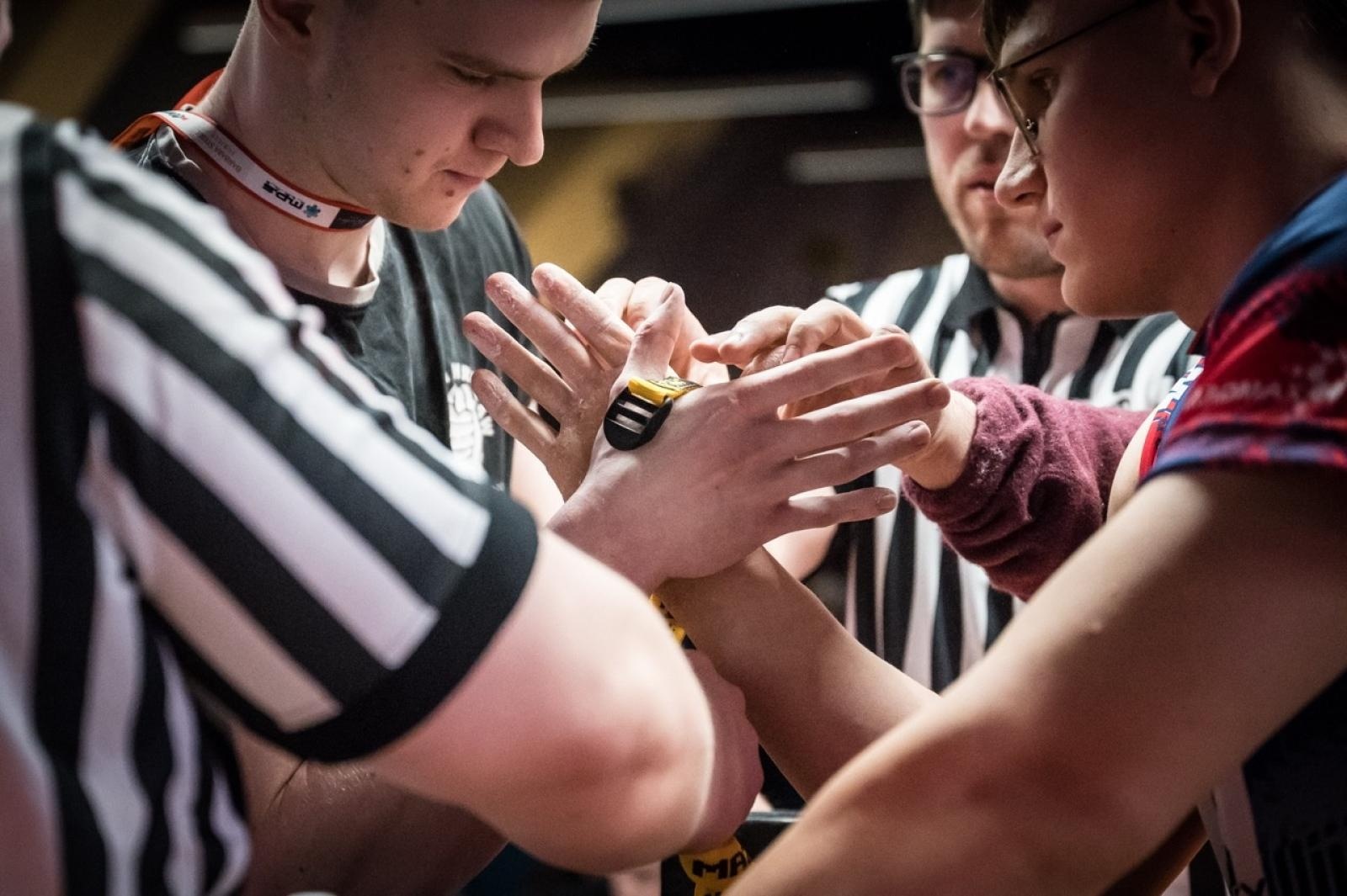 Zdjęcie w galerii na portalu naszraciborz.pl: Zamek Piastowski gościł XXVI Mistrzostwa Polski w Armwrestlingu [FOTO i WIDEO] wiadomości z regionu