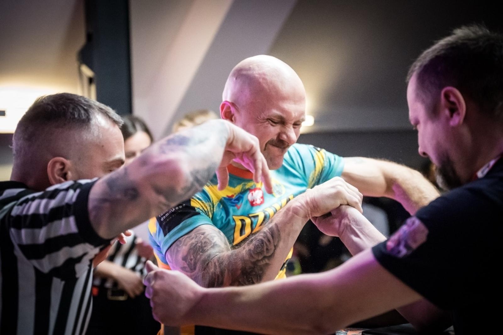 Zdjęcie w galerii na portalu naszraciborz.pl: Zamek Piastowski gościł XXVI Mistrzostwa Polski w Armwrestlingu [FOTO i WIDEO] wiadomości z regionu