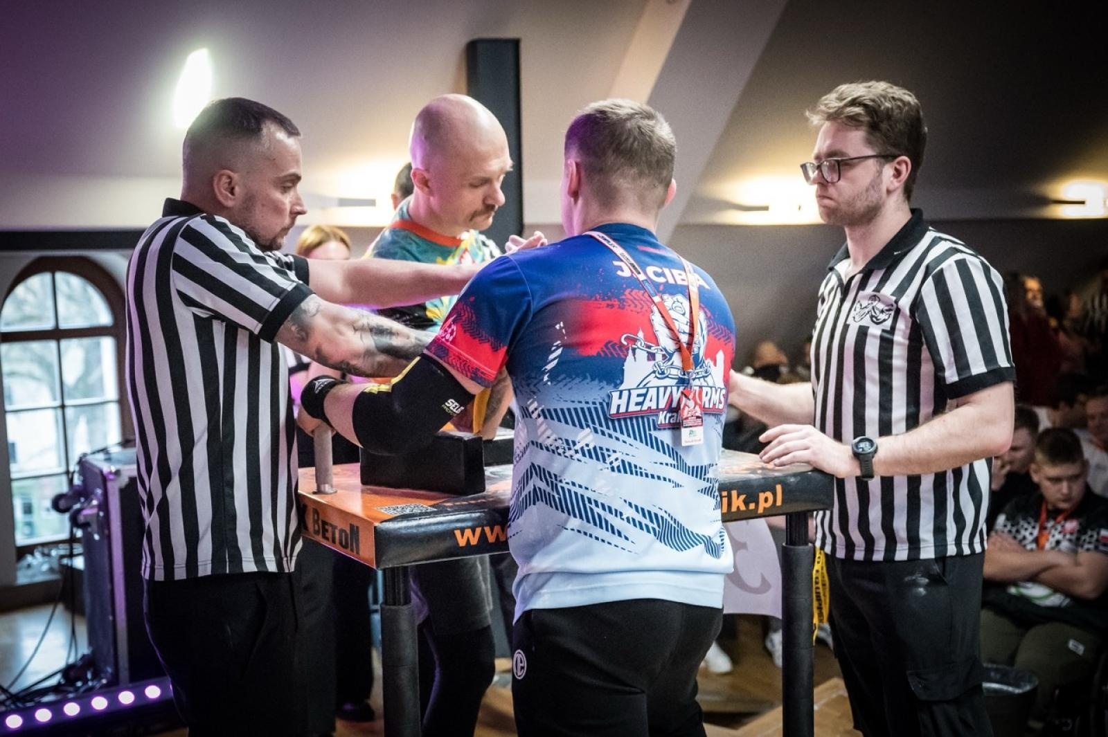 Zdjęcie w galerii na portalu naszraciborz.pl: Zamek Piastowski gościł XXVI Mistrzostwa Polski w Armwrestlingu [FOTO i WIDEO] wiadomości z regionu