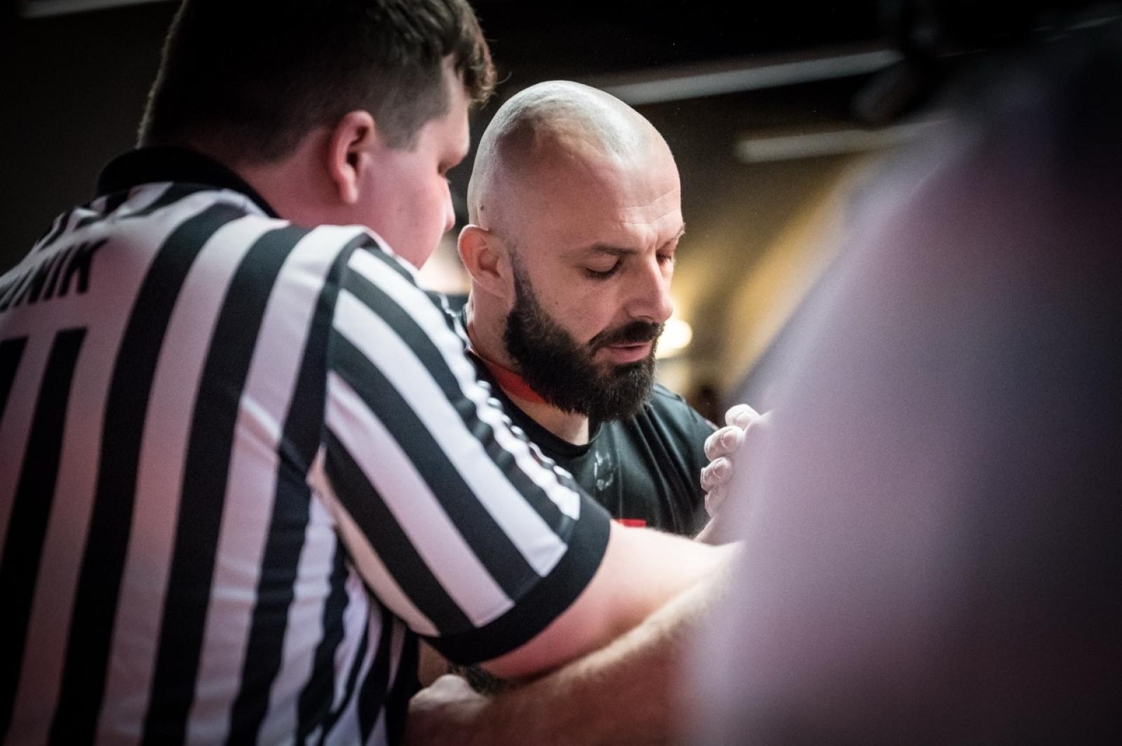 Zdjęcie w galerii na portalu naszraciborz.pl: Zamek Piastowski gościł XXVI Mistrzostwa Polski w Armwrestlingu [FOTO i WIDEO] wiadomości z regionu