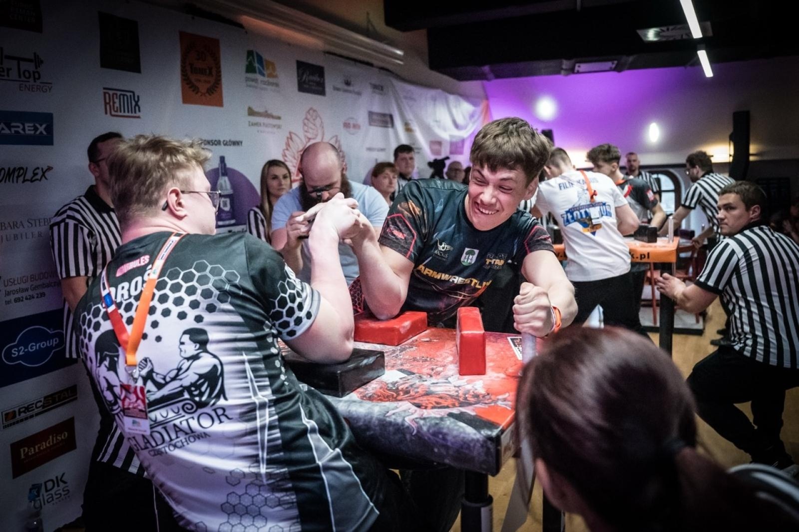 Zdjęcie w galerii na portalu naszraciborz.pl: Zamek Piastowski gościł XXVI Mistrzostwa Polski w Armwrestlingu [FOTO i WIDEO] wiadomości z regionu