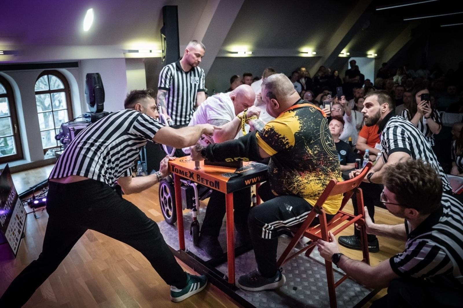 Zdjęcie w galerii na portalu naszraciborz.pl: Zamek Piastowski gościł XXVI Mistrzostwa Polski w Armwrestlingu [FOTO i WIDEO] wiadomości z regionu