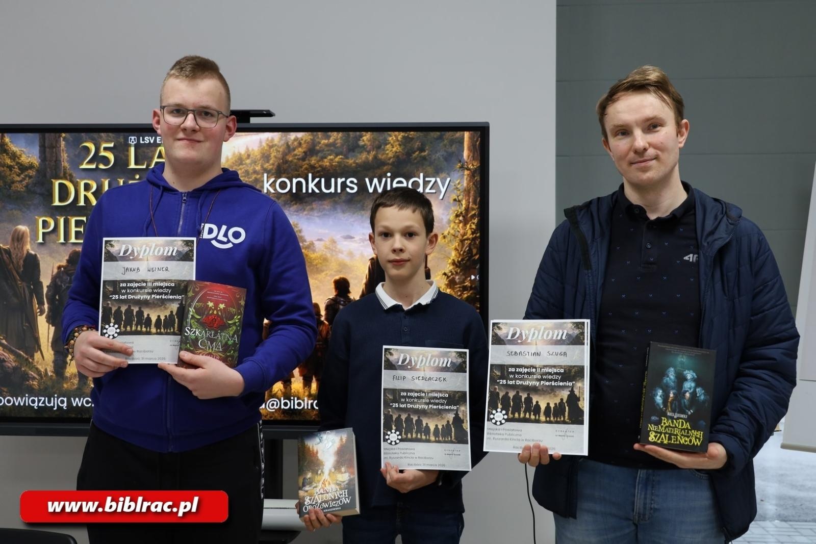 Zdjęcie w galerii na portalu naszraciborz.pl: 25 lat Drużyny Pierścienia – konkurs na Stacji Młodych wiadomości z regionu