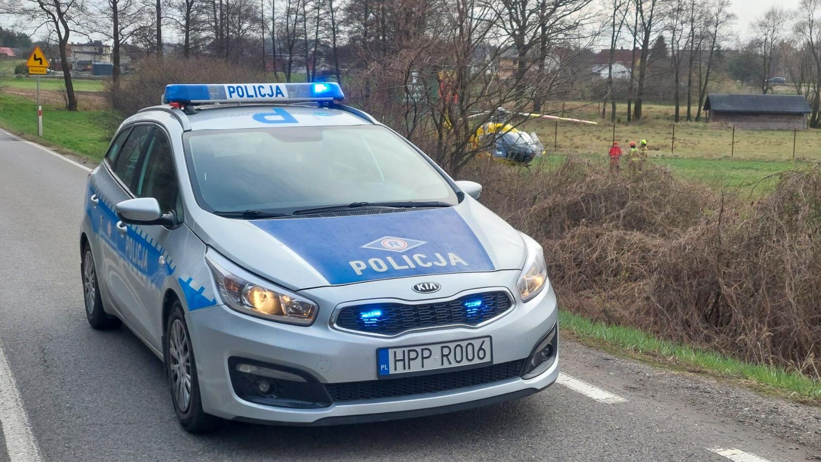 Zdjęcie w galerii na portalu naszraciborz.pl: Policja o wstępnych ustaleniach dotyczących przyczyn wypadku na DW 919 wiadomości z regionu