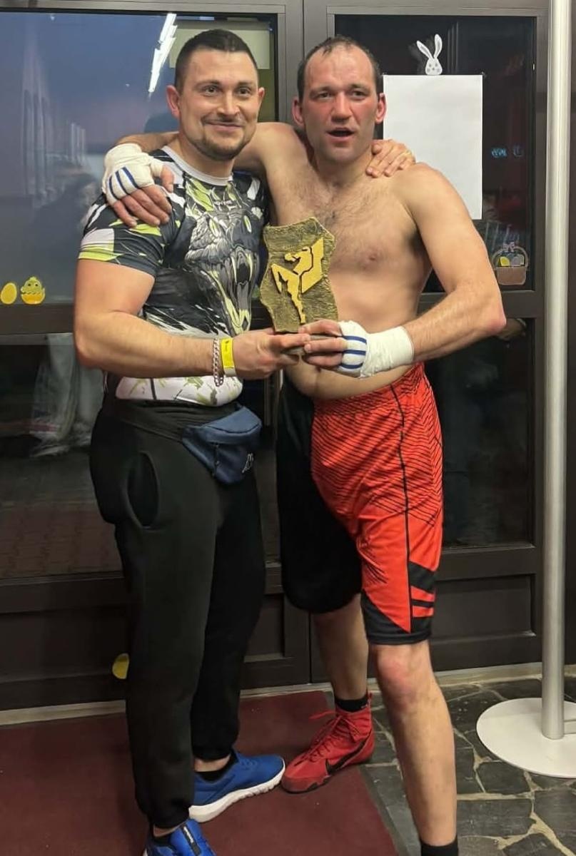 Zdjęcie w galerii na portalu naszraciborz.pl: Zabrze należało do nich. Lehuń i Węgrzyn z wyraźnymi zwycięstwami na gali bokserskiej wiadomości z regionu