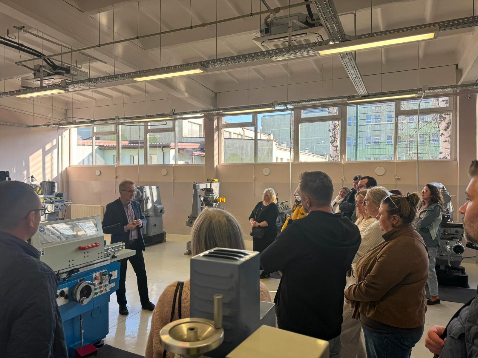 Zdjęcie w galerii na portalu naszraciborz.pl: Raciborski Mechanik otwiera swoje drzwi młodzieży i rodzicom wiadomości z regionu