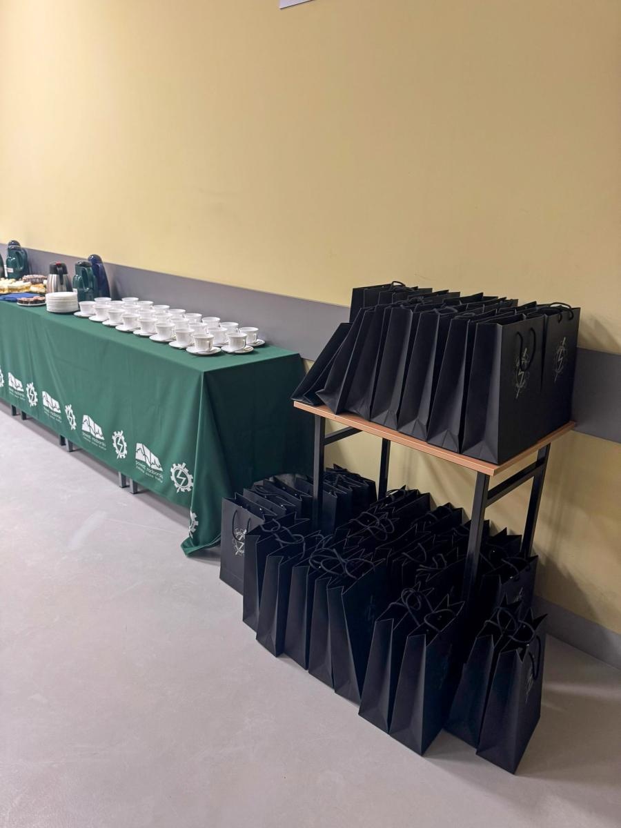 Zdjęcie w galerii na portalu naszraciborz.pl: Raciborski Mechanik otwiera swoje drzwi młodzieży i rodzicom wiadomości z regionu