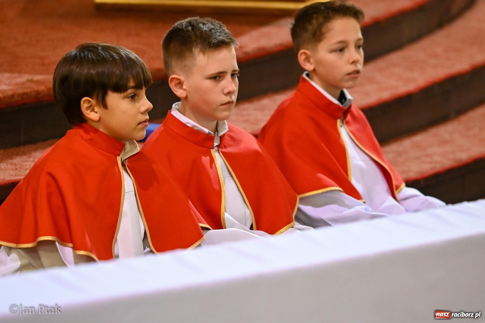 Zdjęcie w galerii na portalu naszraciborz.pl: Wielki Czwartek w kościele NSPJ – początek Triduum Paschalnego [FOTO] wiadomości z regionu