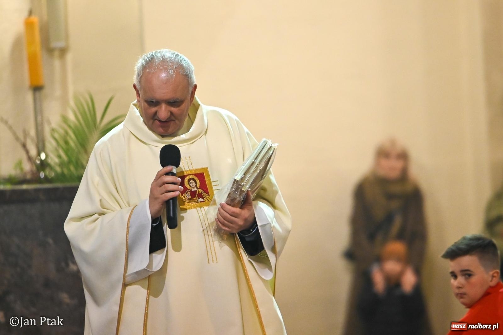 Zdjęcie w galerii na portalu naszraciborz.pl: Wielki Czwartek w kościele NSPJ – początek Triduum Paschalnego [FOTO] wiadomości z regionu