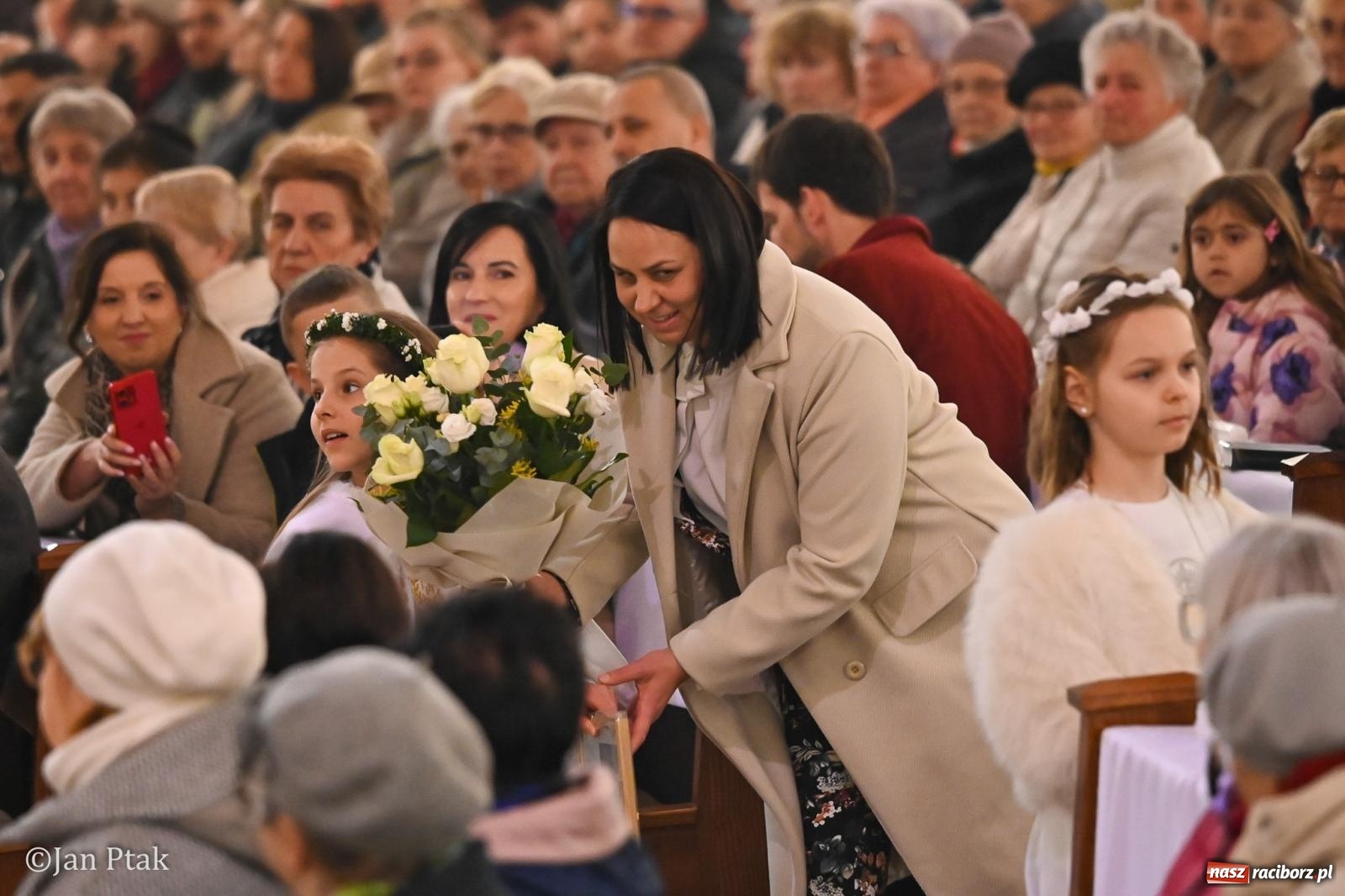 Zdjęcie w galerii na portalu naszraciborz.pl: Wielki Czwartek w kościele NSPJ – początek Triduum Paschalnego [FOTO] wiadomości z regionu