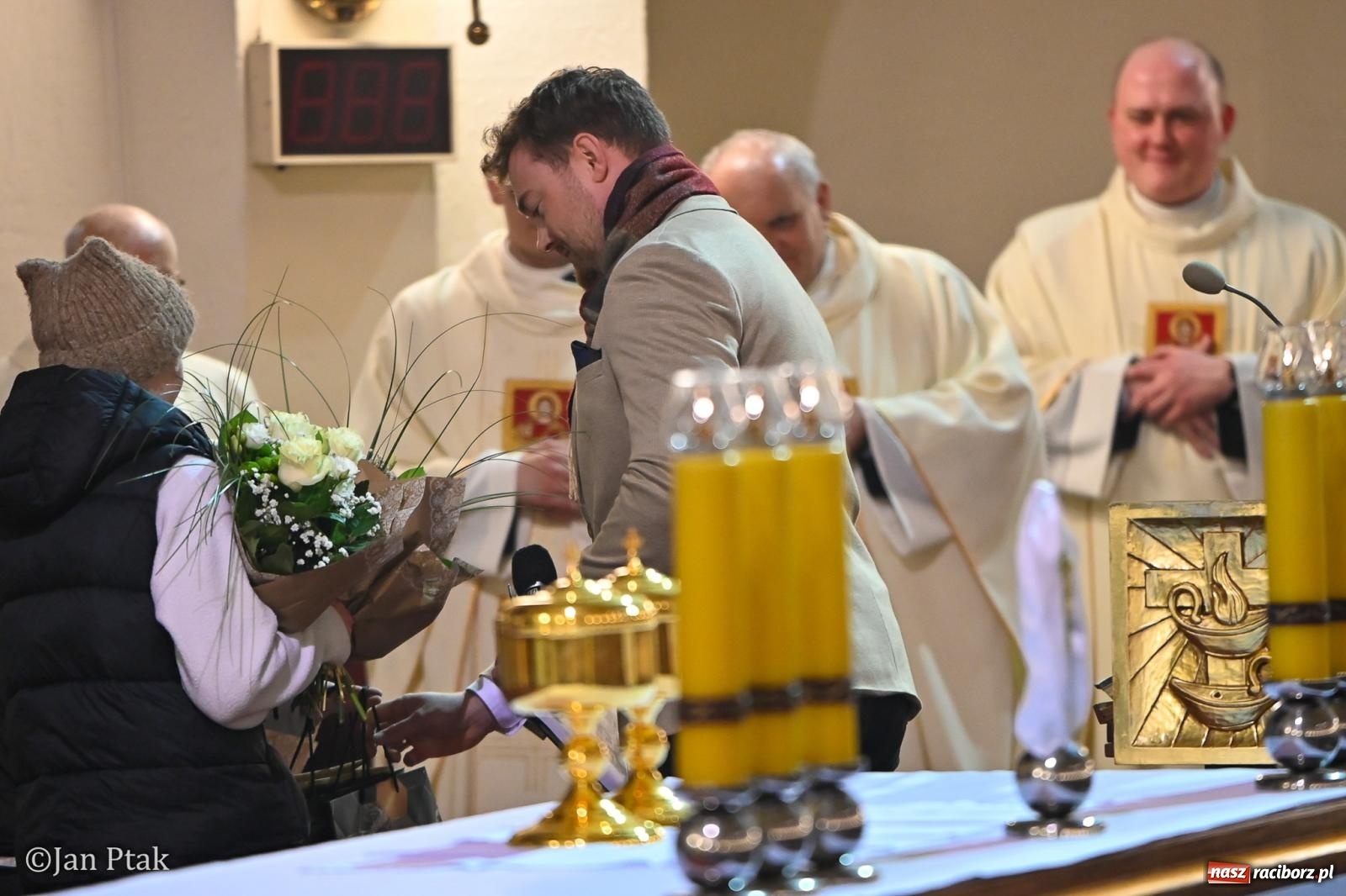 Zdjęcie w galerii na portalu naszraciborz.pl: Wielki Czwartek w kościele NSPJ – początek Triduum Paschalnego [FOTO] wiadomości z regionu
