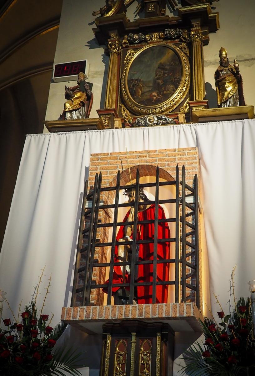 Zdjęcie w galerii na portalu naszraciborz.pl: Wielki Piątek – dzień ciszy, refleksji i zadumy [FOTO] wiadomości z regionu